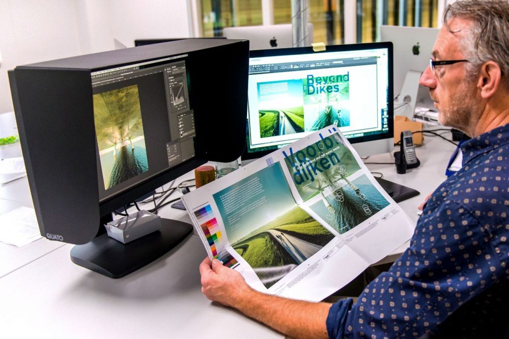 NPN drukkers Lithograaf aan het werk