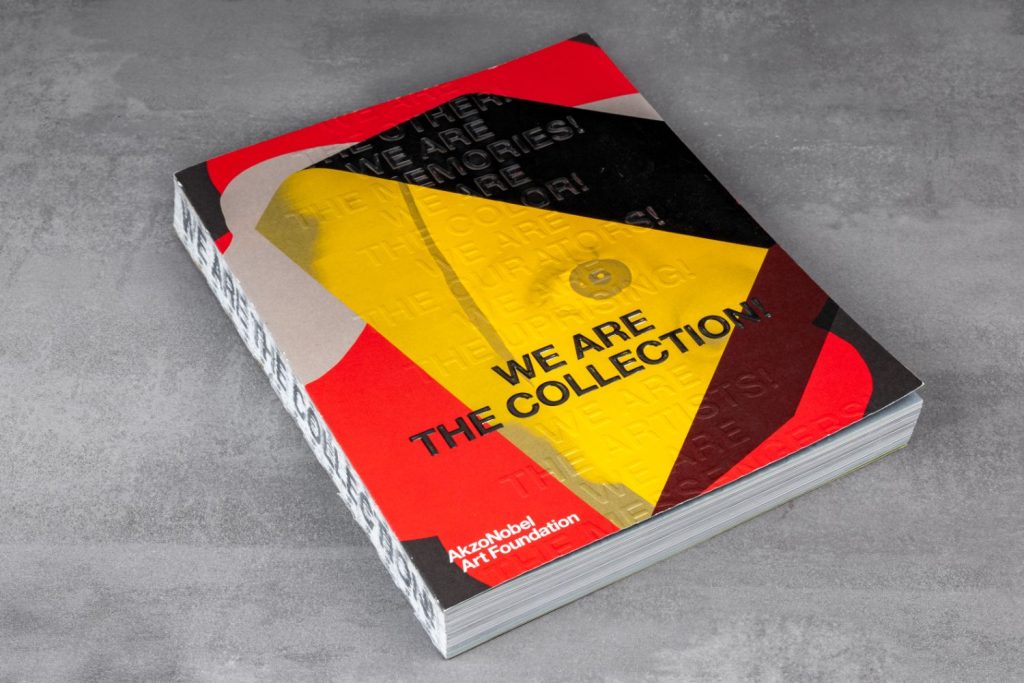 AkzoNobel Art Foundation WE ARE THE COLLECTION! - Jubilee Magazine 2020_zijaanzicht rechts