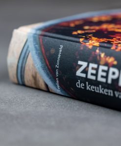 Zeepboek - de keuken van werfzeep detailshot rug 2