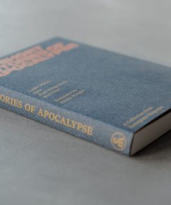 Short Stories of Apocalypse schuin met zicht op rug