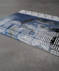 Het Depotboek schuin met zicht rug 2