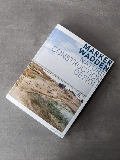 Marker Wadden Nature Construction Design vooraanzicht schuin