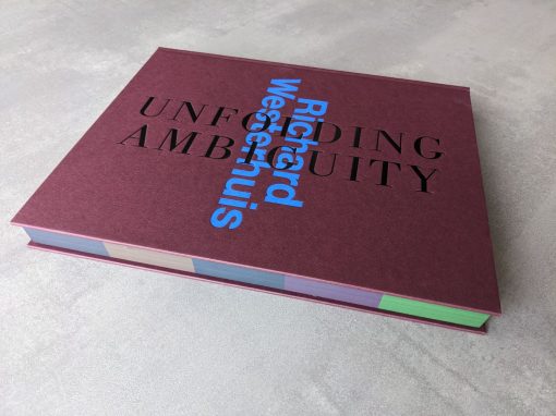 Unfolding Ambiguity - Richard Westerhuis zijkant binnenwerk